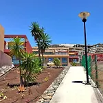 In Castillo Caleta De Fuste Mit Grosser Terrasse Und Panoramablick By Interhome Vakantiehuis Costa De Antigua